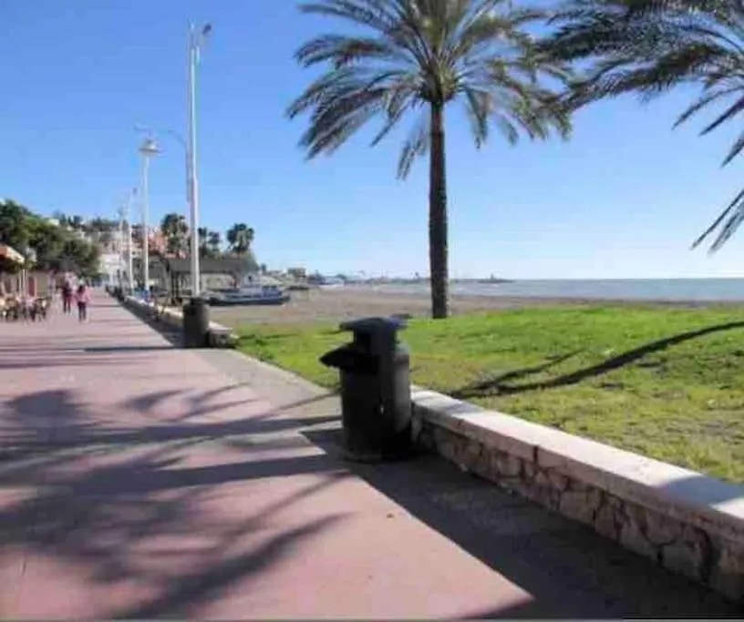 דירה מאלגה Apartamento En Primera Linea De Playa El Palo ספרד