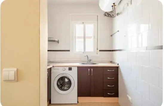 Apartamento En Primera Linea De Playa El Palo Málaga